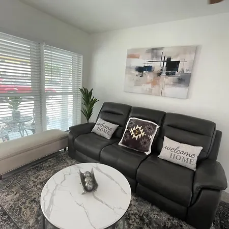 Cozy 2Br Home Near The Beach In Ft. Lauderdale.